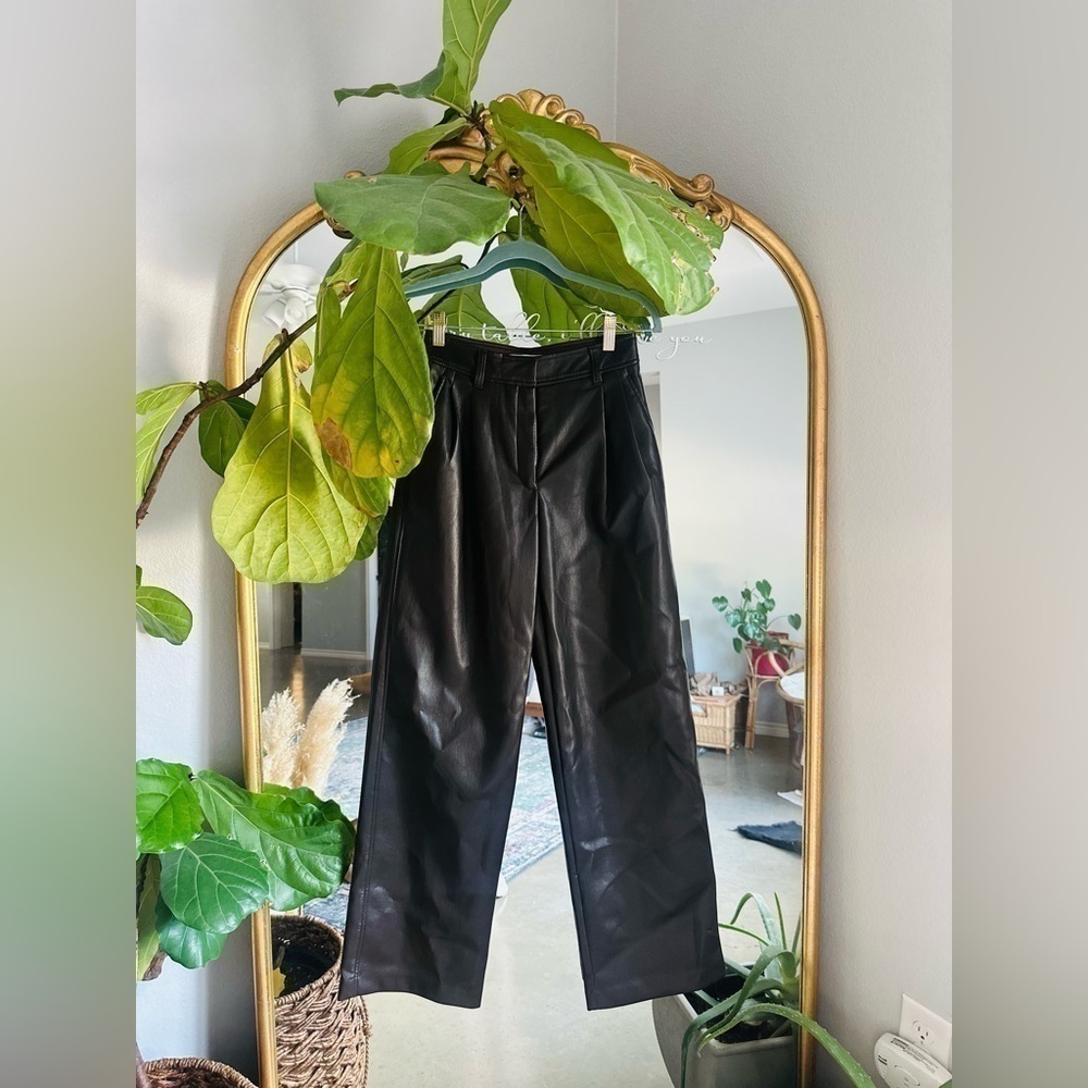 Aritiza babaton chocolate brown faux leather pants size 0